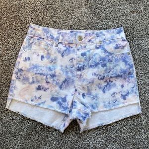 Light Wash Tye Dye Denim Shorts